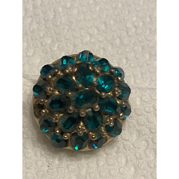 Vintage Emerald Green Sparkling Clip-on Earrings Rhinestones Gold-tone Clusters - Picture 3 of 12